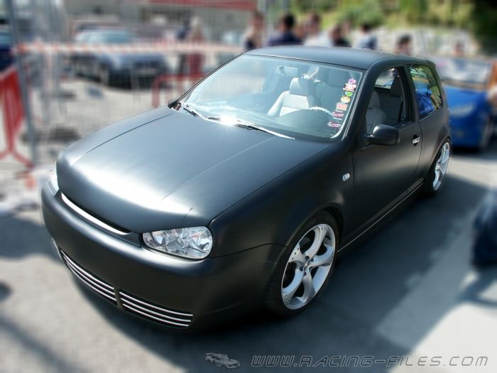 VW Golf IV Mega Tuned 02 - 4th Maxi Tuning Show 2002.jpg